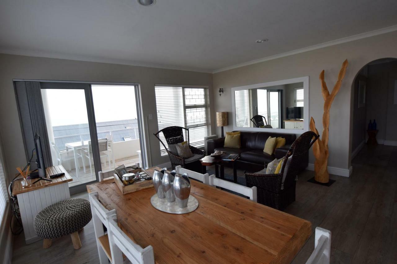 Apartment Dolphin House Hermanus Exterior photo